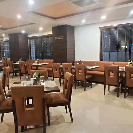 Rns One Hotel Subrahmanya Luaran gambar
