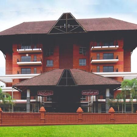 Rns One Hotel Subrahmanya Luaran gambar