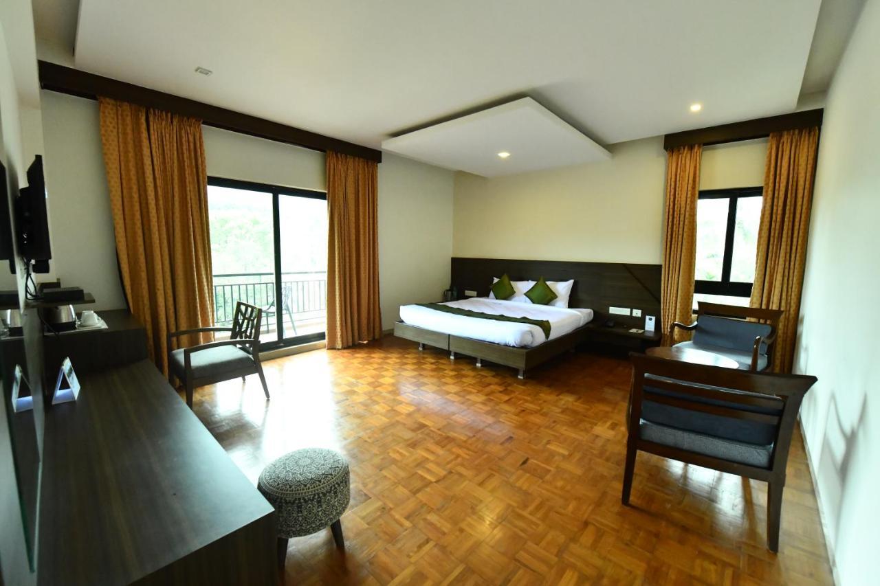 Rns One Hotel Subrahmanya Luaran gambar